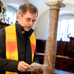 Agape und Mitarbeitergebet